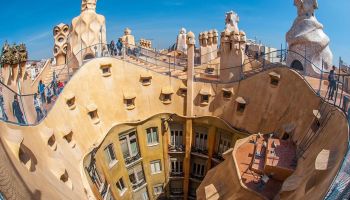 Detalle del patio de La Pedrera